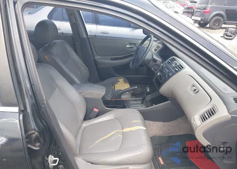 2001 Honda Accord 3.0 Ex из США, поврежденный, VIN 1HGCG16571A024651